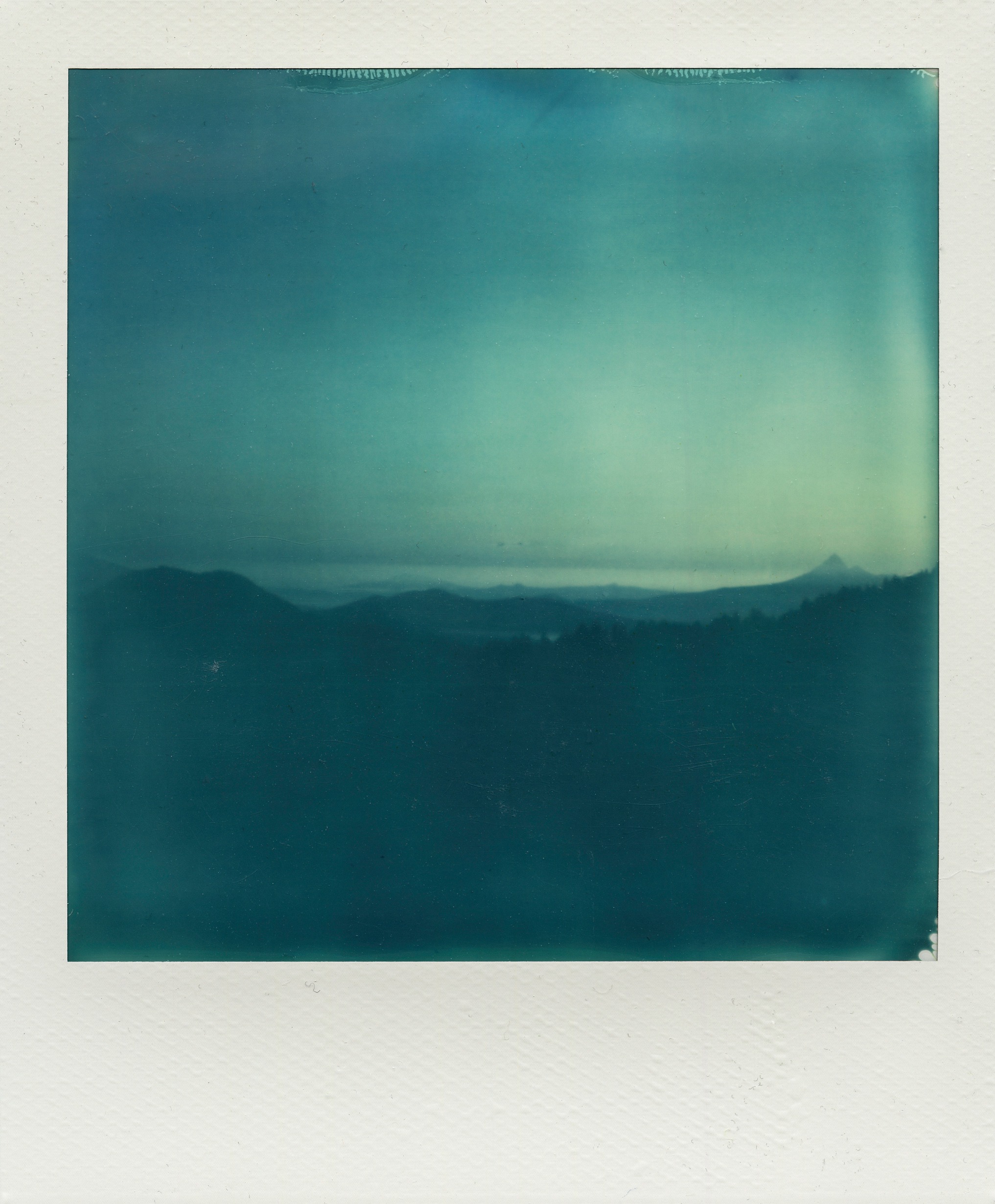 A Stroll With A Polaroid Sx70 